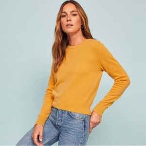 Reformation cashmere sweater xs
